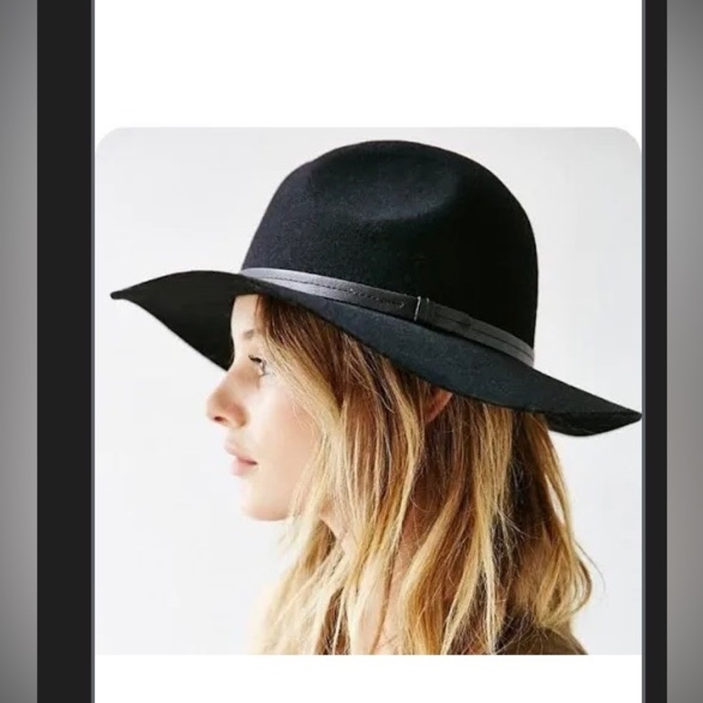 Urban Outfitters ecoté Black Wool women’s Fedora Hat